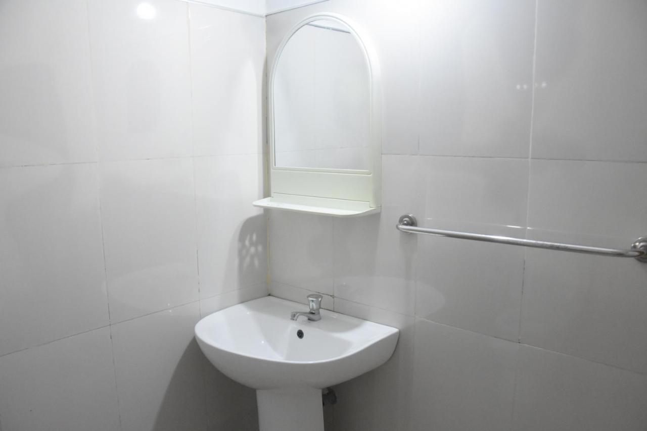 S P City Resort Anuradhapura Eksteriør bilde
